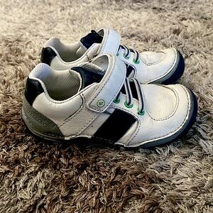 Stride Rite Toddler size 9W Wes Style
